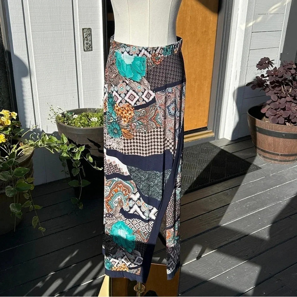Boho Chic Patchwork Colorful Satin Feel Mixed Print Long Maxi Skirt / Women’s M - Picture 3 of 7